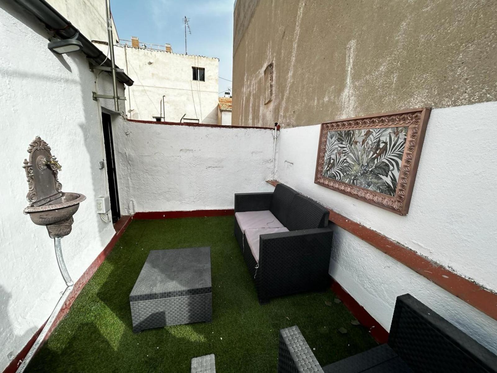 Appartement Apartamento con terraza céntrico moderno Nuevo à Madrid Extérieur photo